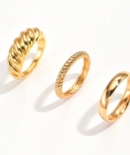 The Croissant Ringlet (Gold Plated)